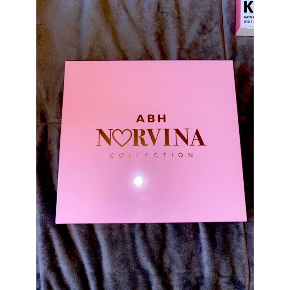 ABH Norvina Pro Pigment Palette Vol. 4